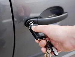 Ozone Park Locksmith Service Ozone Park, NY 718-971-9687 - auto-side