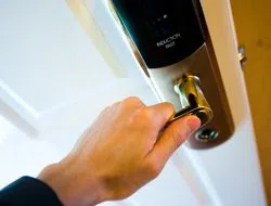 Ozone Park Locksmith Service Ozone Park, NY 718-971-9687 - com-side